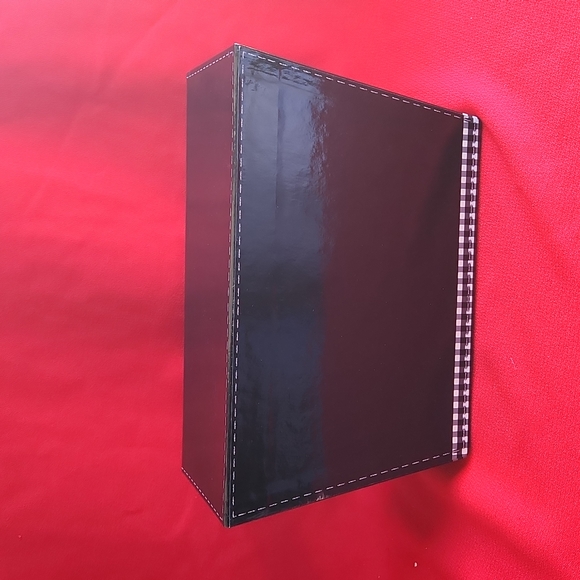 Hallmark Keepsake BOX - Picture 2 of 4